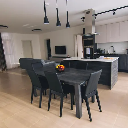 The Valley Collection - B24 Apartment